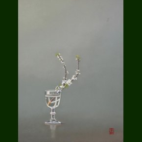 Slenblomster i gammelt vinglas